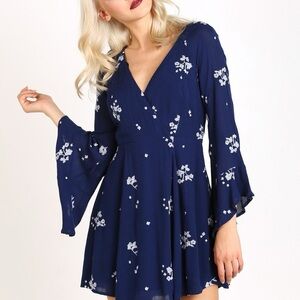Free People Floral Embroidered Mini Dress Size 6 Bell Sleeves Blue Flirty Boho